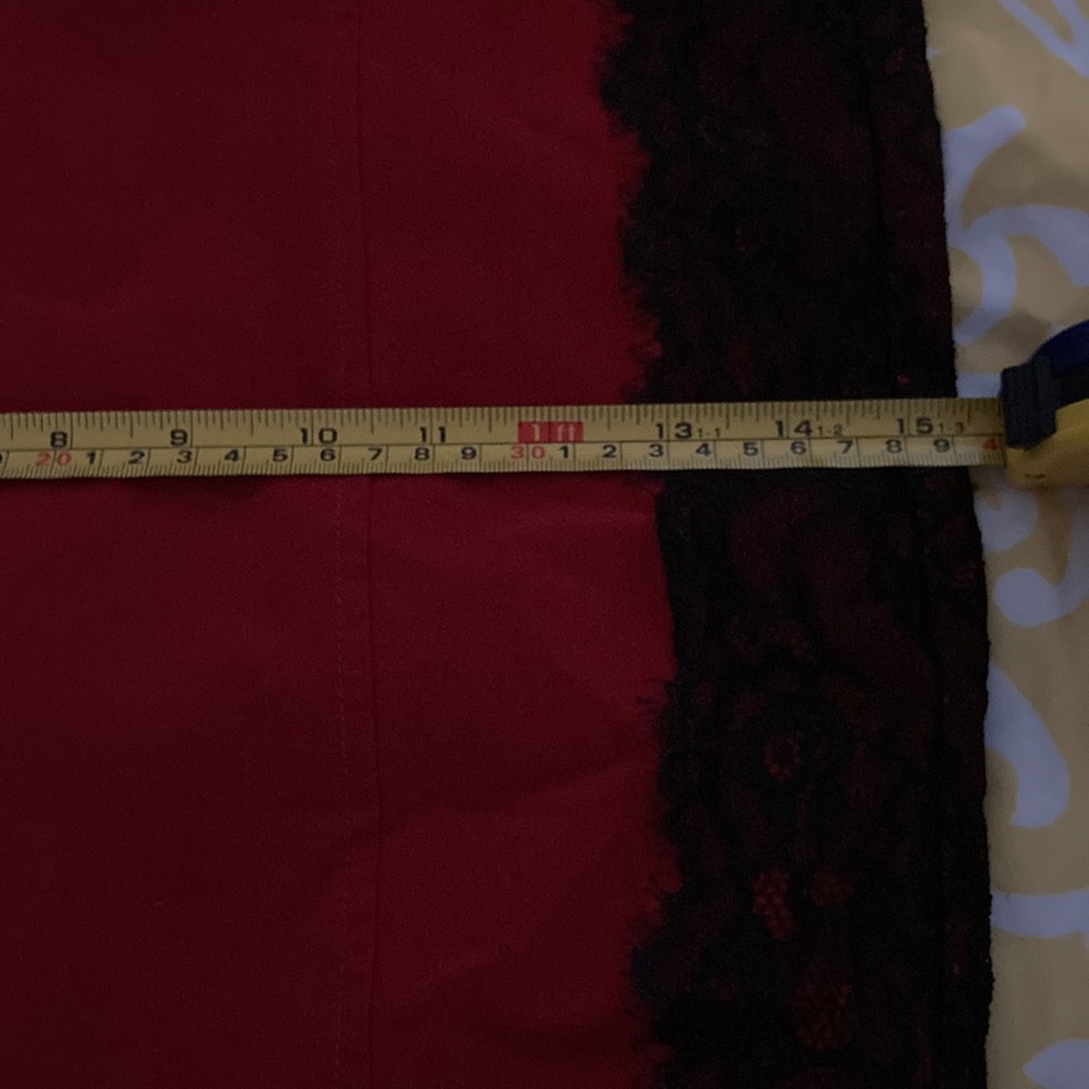 2b Bebe skirt 2 for $20 - Picture 12 of 12